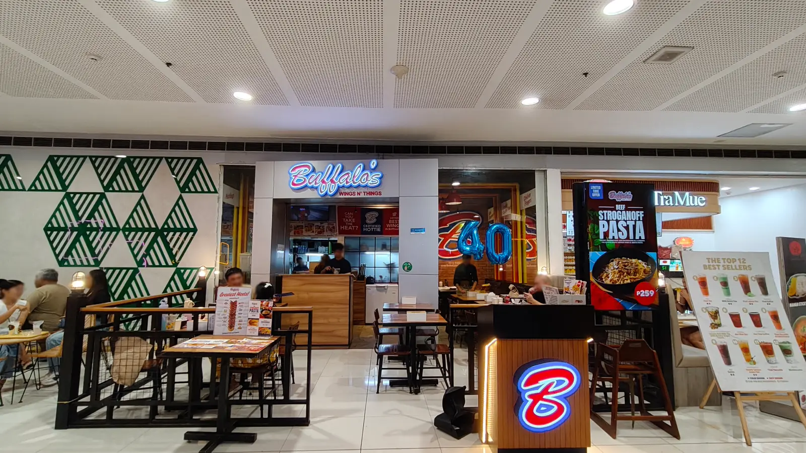 BUFFALO'S WINGS N' THINGS in SM Megamall